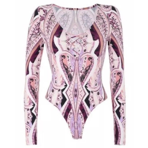 Free People Bodysuit NWT Pink Purple Paisley XS LS - Picture 3 of 4